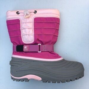 Sorel Women’s Pink Waterproof Snow Boots Size 6